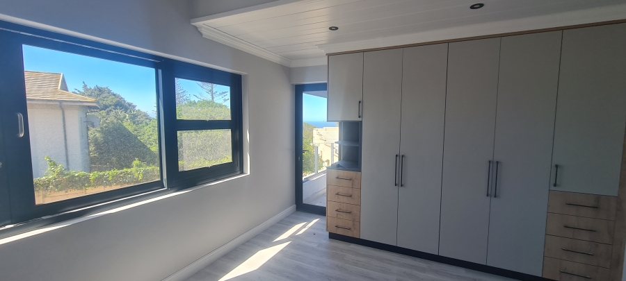 4 Bedroom Property for Sale in Mossel Bay Central Western Cape